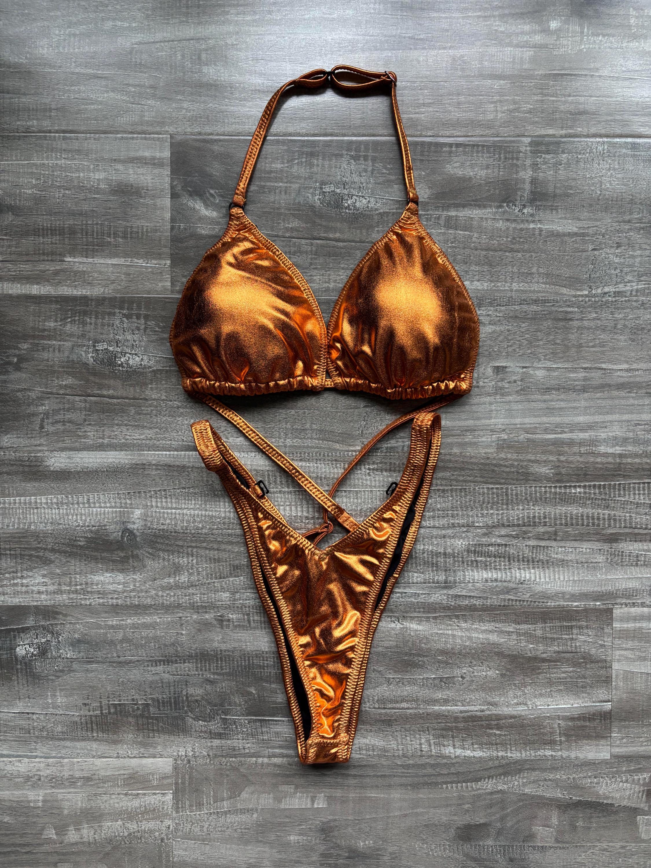 Practice Posing Suit - Slick Gold