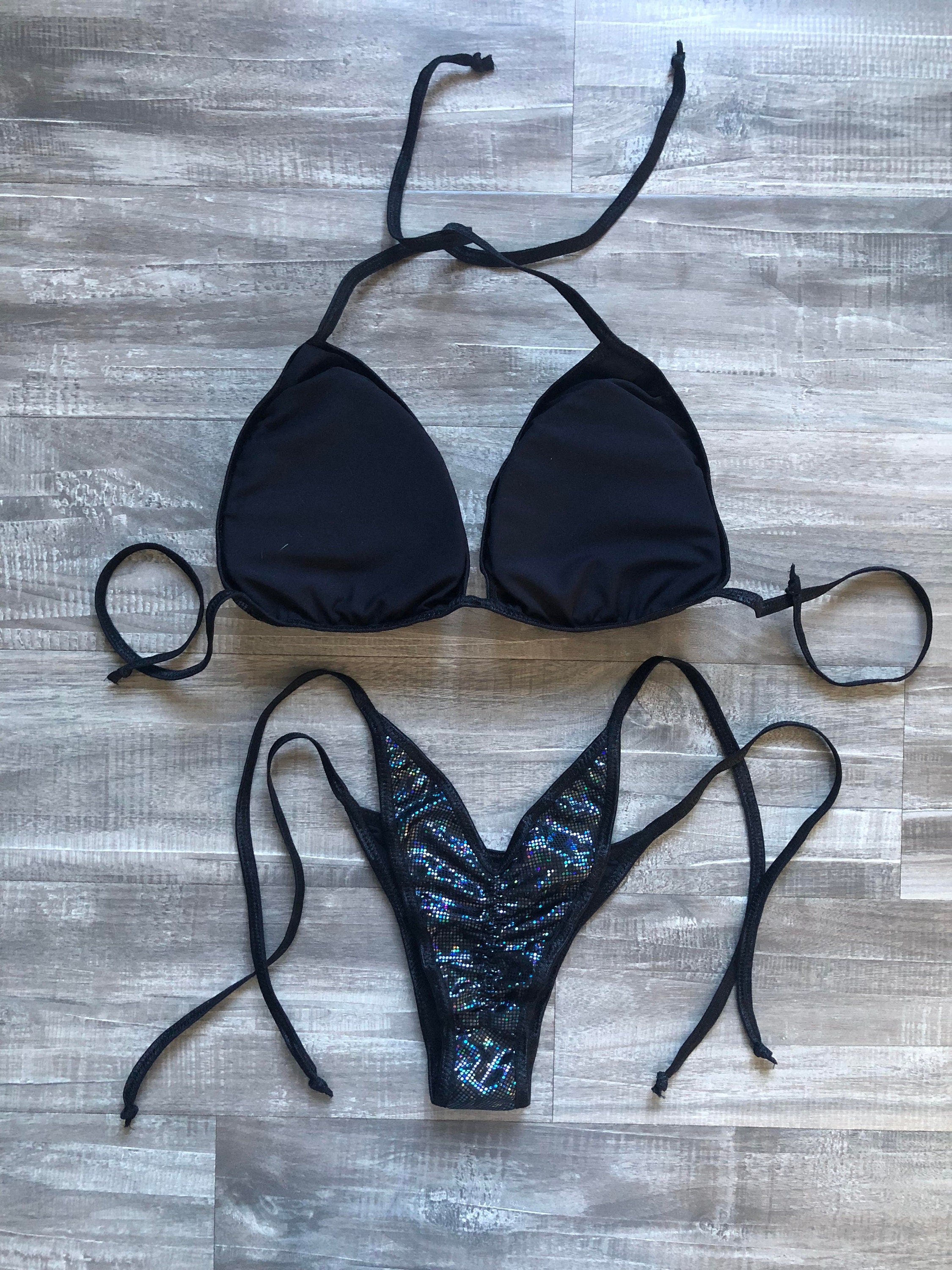 Practice Posing Suit - Black Hologram