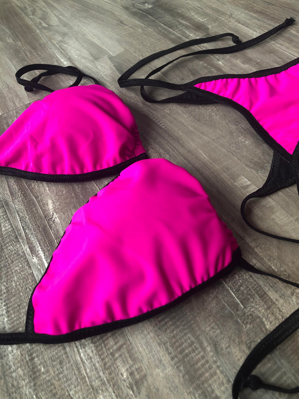 Practice Posing Suit - Matte Hot Pink