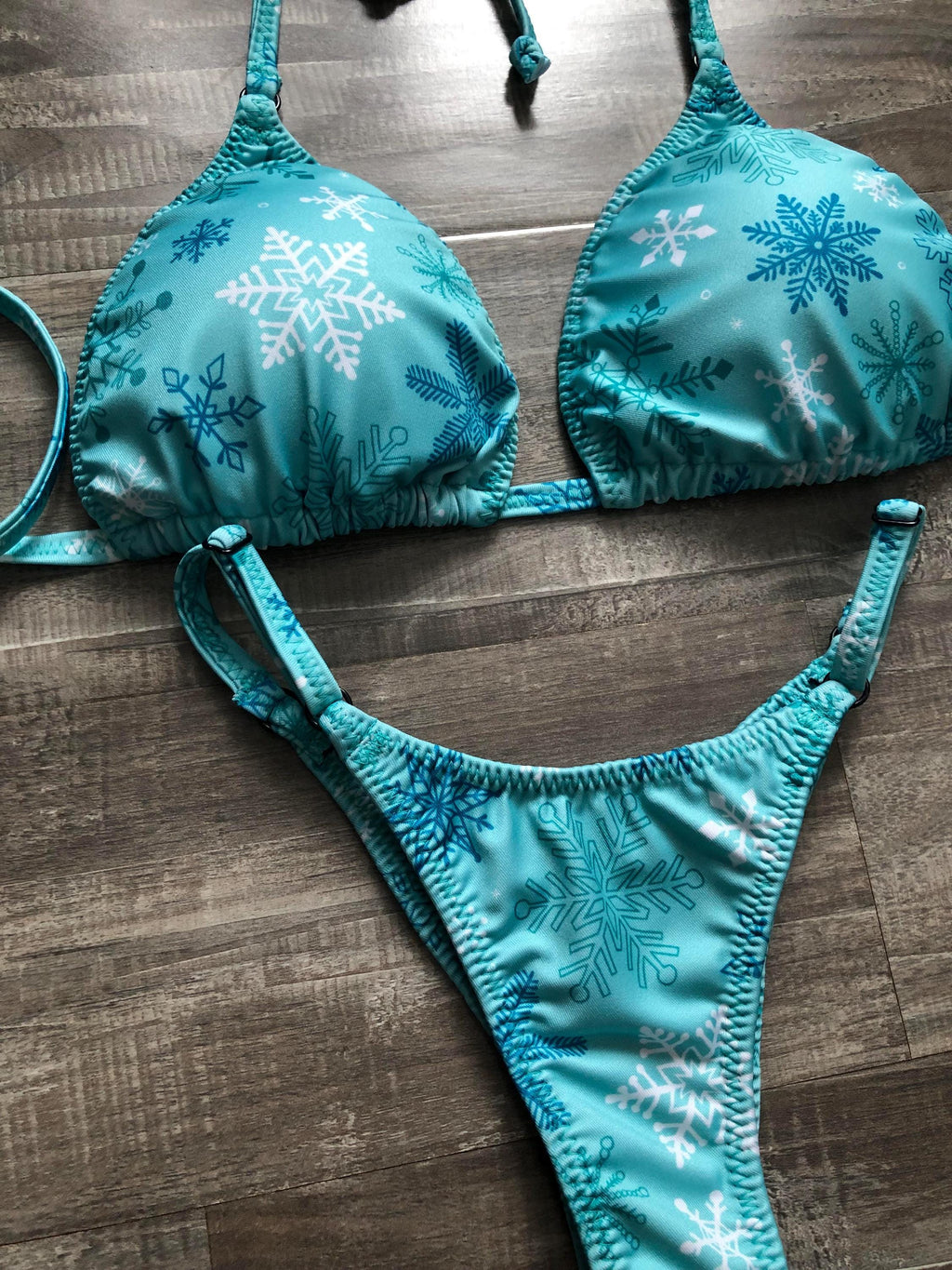 Practice Posing Suit - Snowflakes