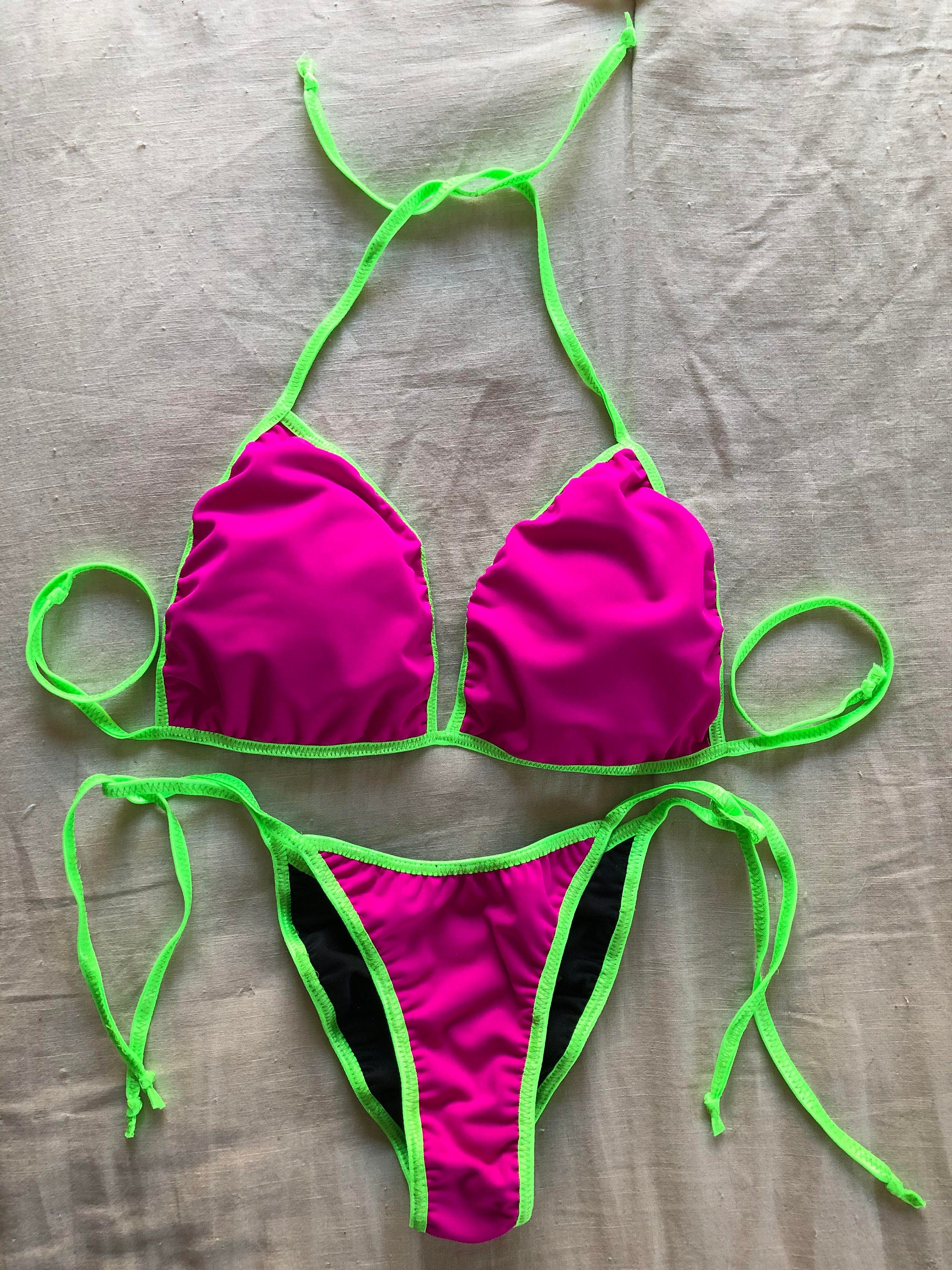 Practice Posing Suit - Matte Hot Pink