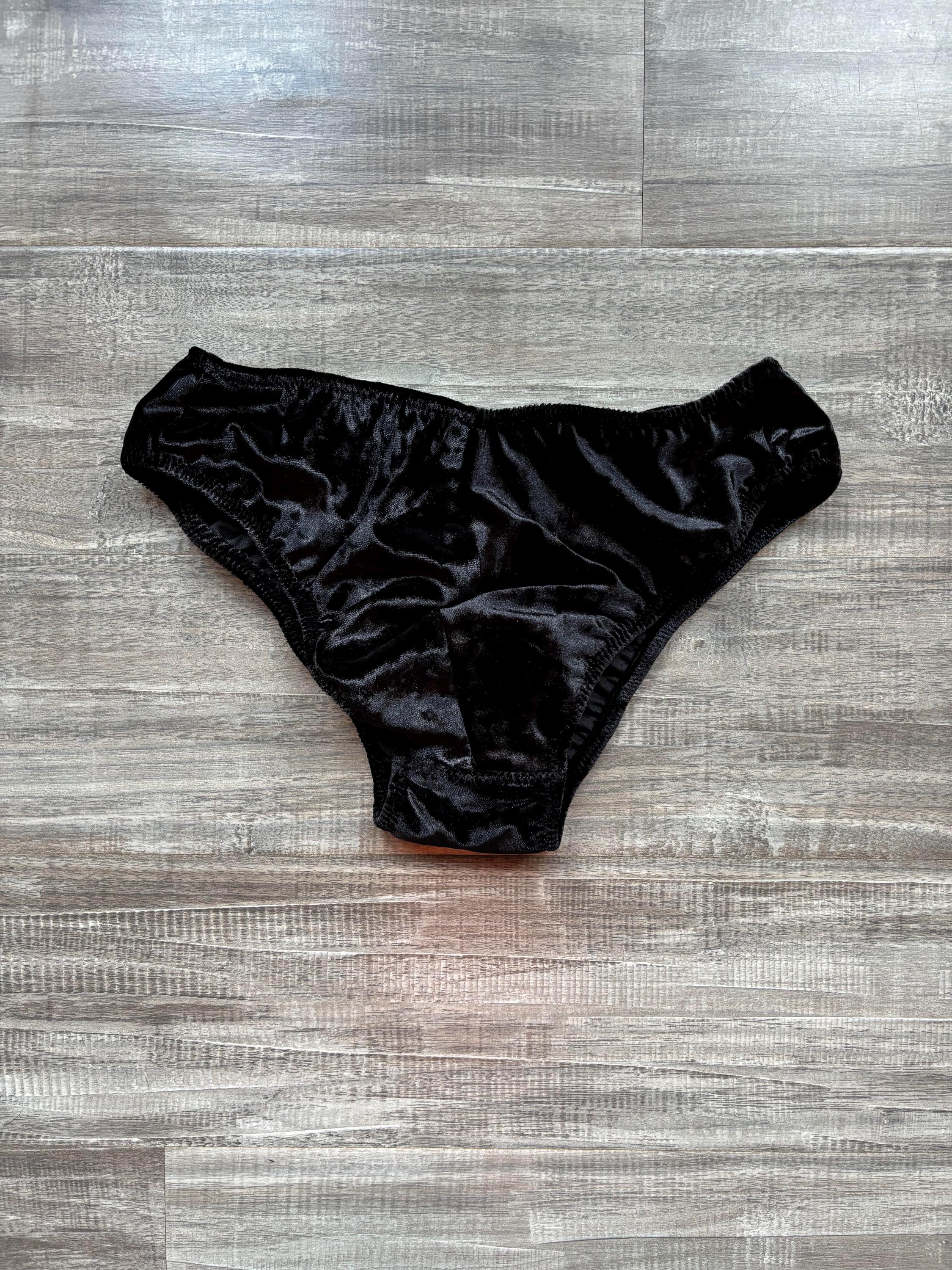 Custom Men's Classic Physique Competition Trunks - Black Velvet