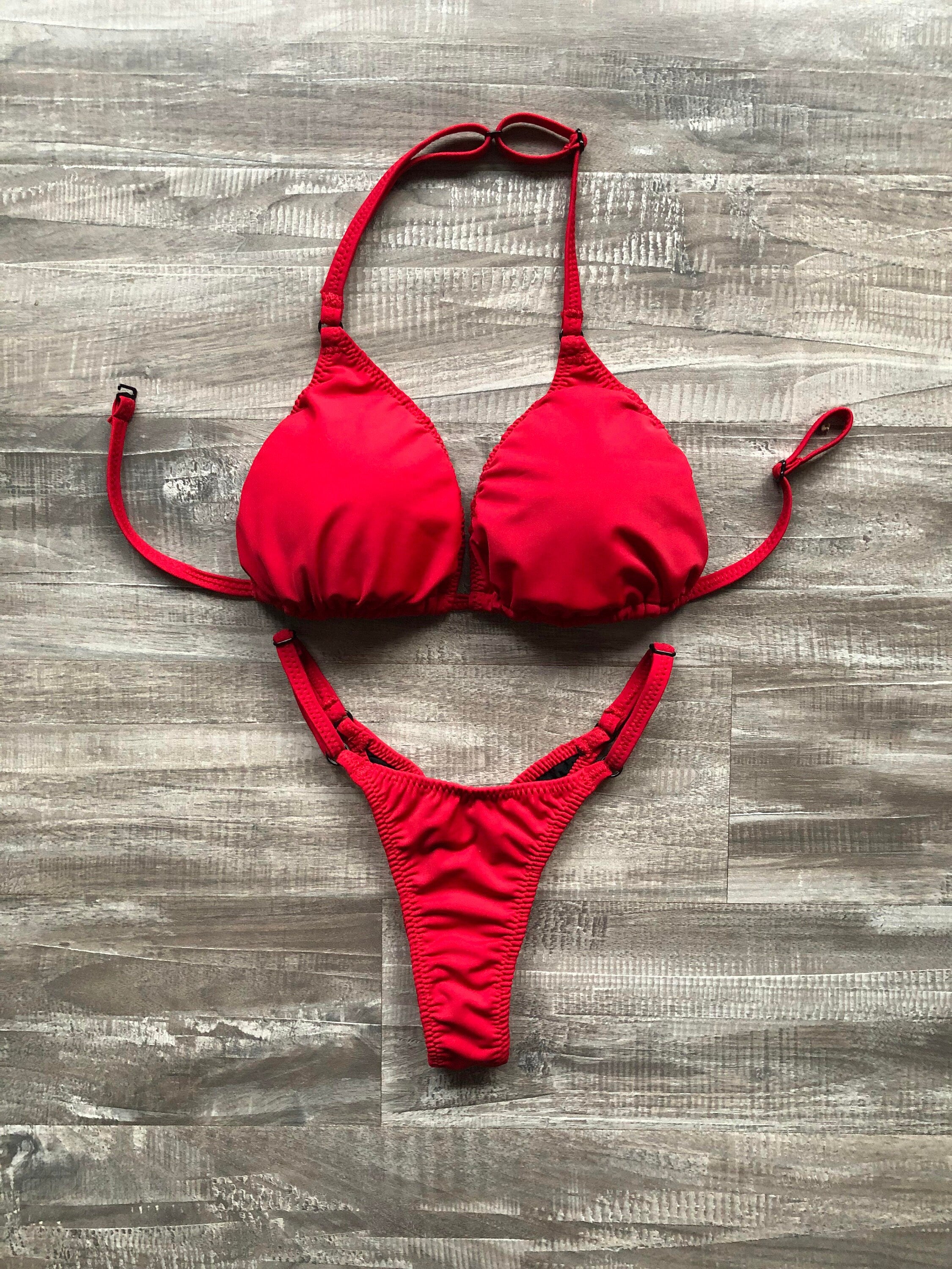 Practice Posing Suit - Matte Red