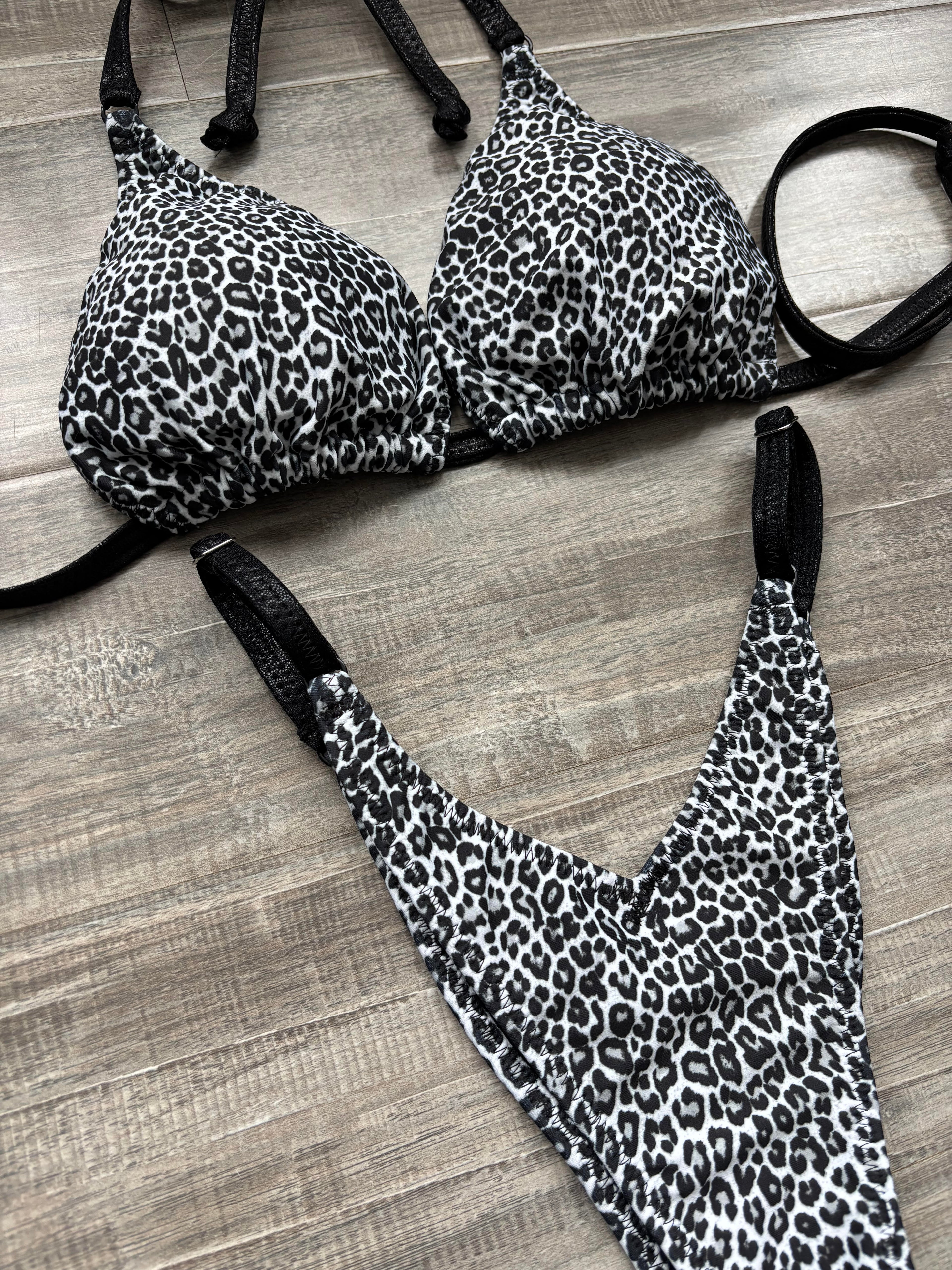 Practice Posing Suit - Snow Leopard - NPC IFBB OCB