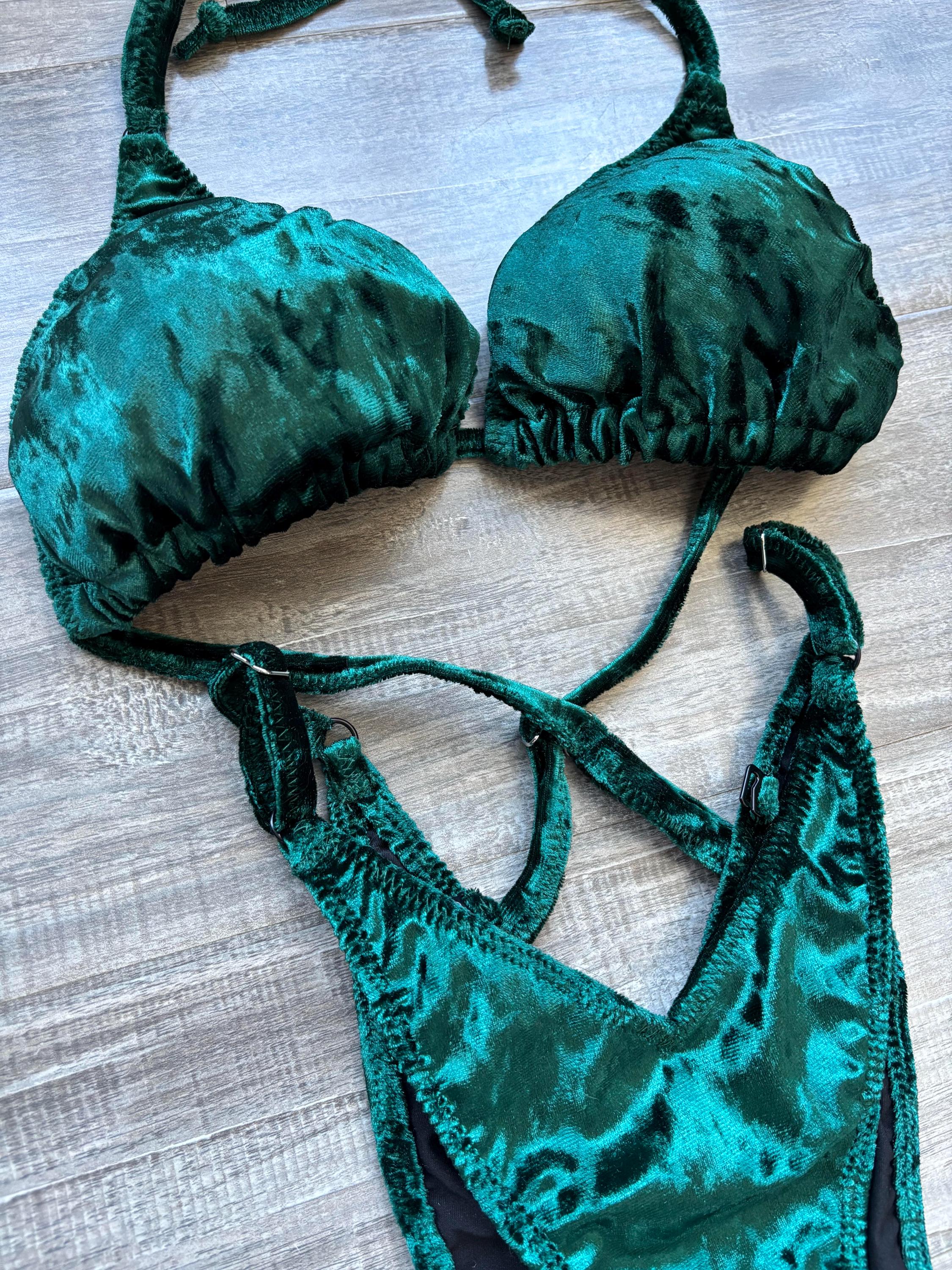 Practice Posing Suit - Emerald Velvet