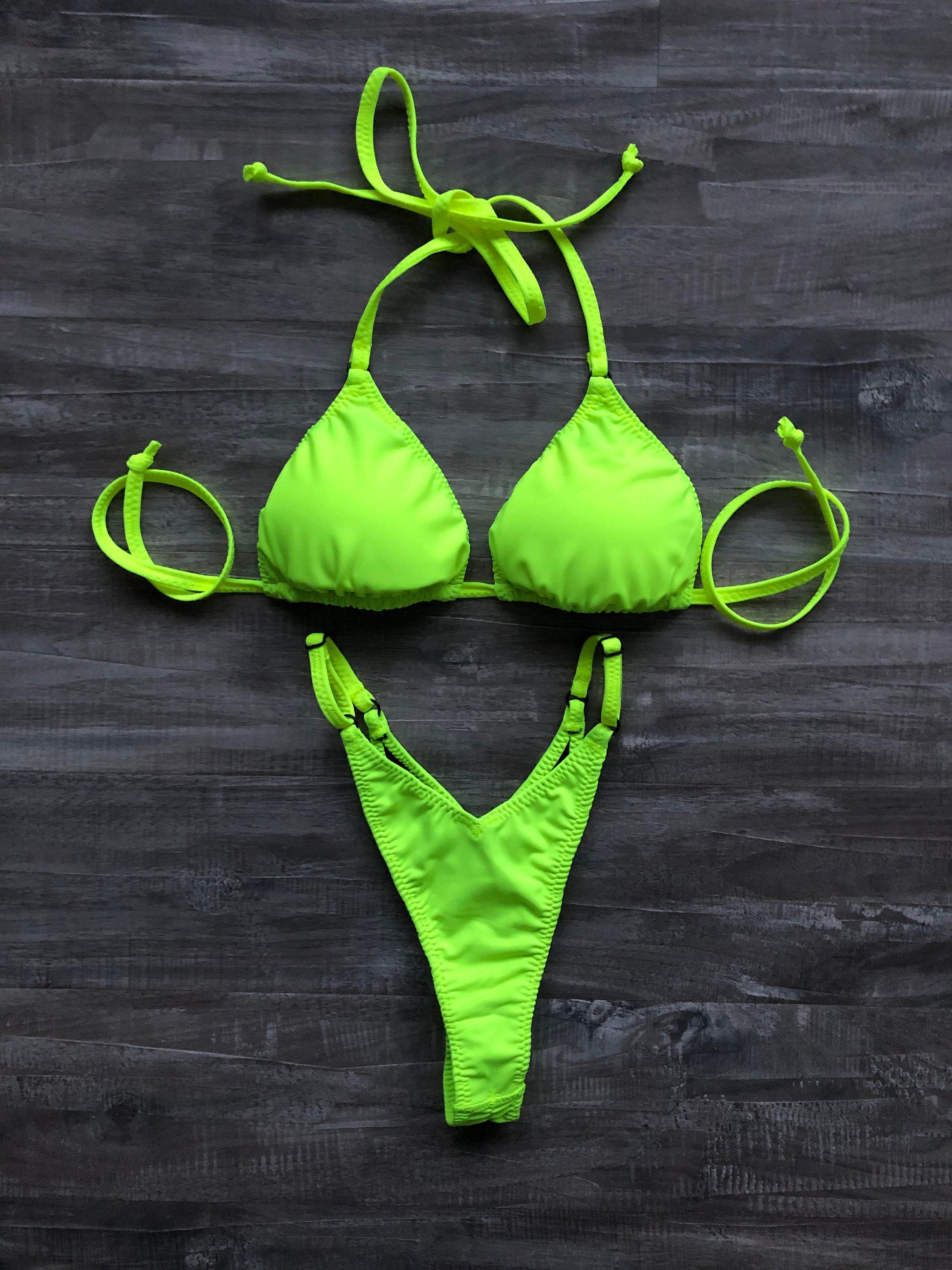 Practice Posing Suit - Neon Yellow