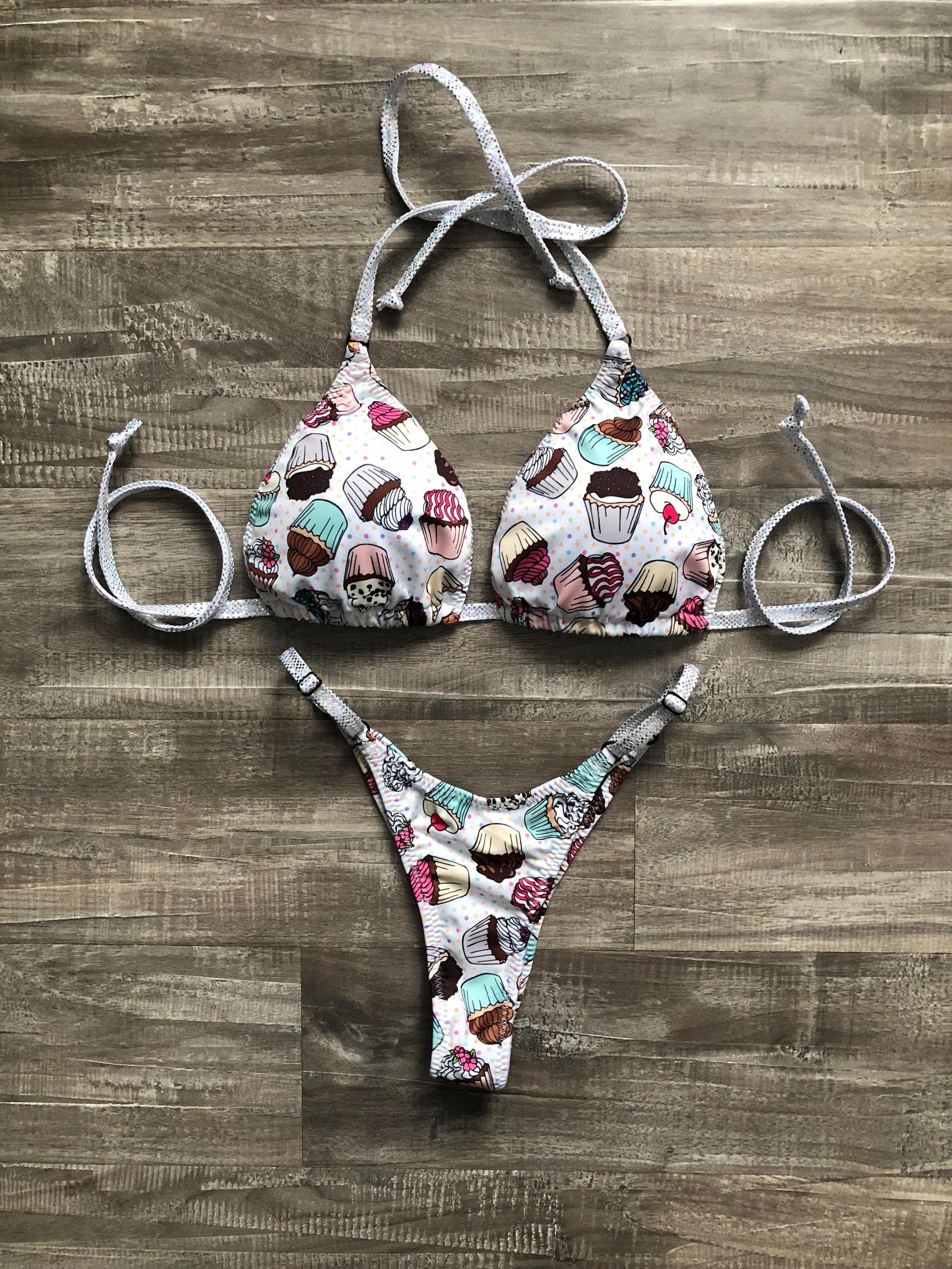 Practice Posing Suit - Cupcakes