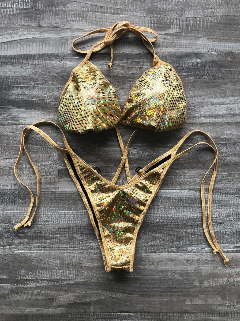 Practice Posing Suit - Gold