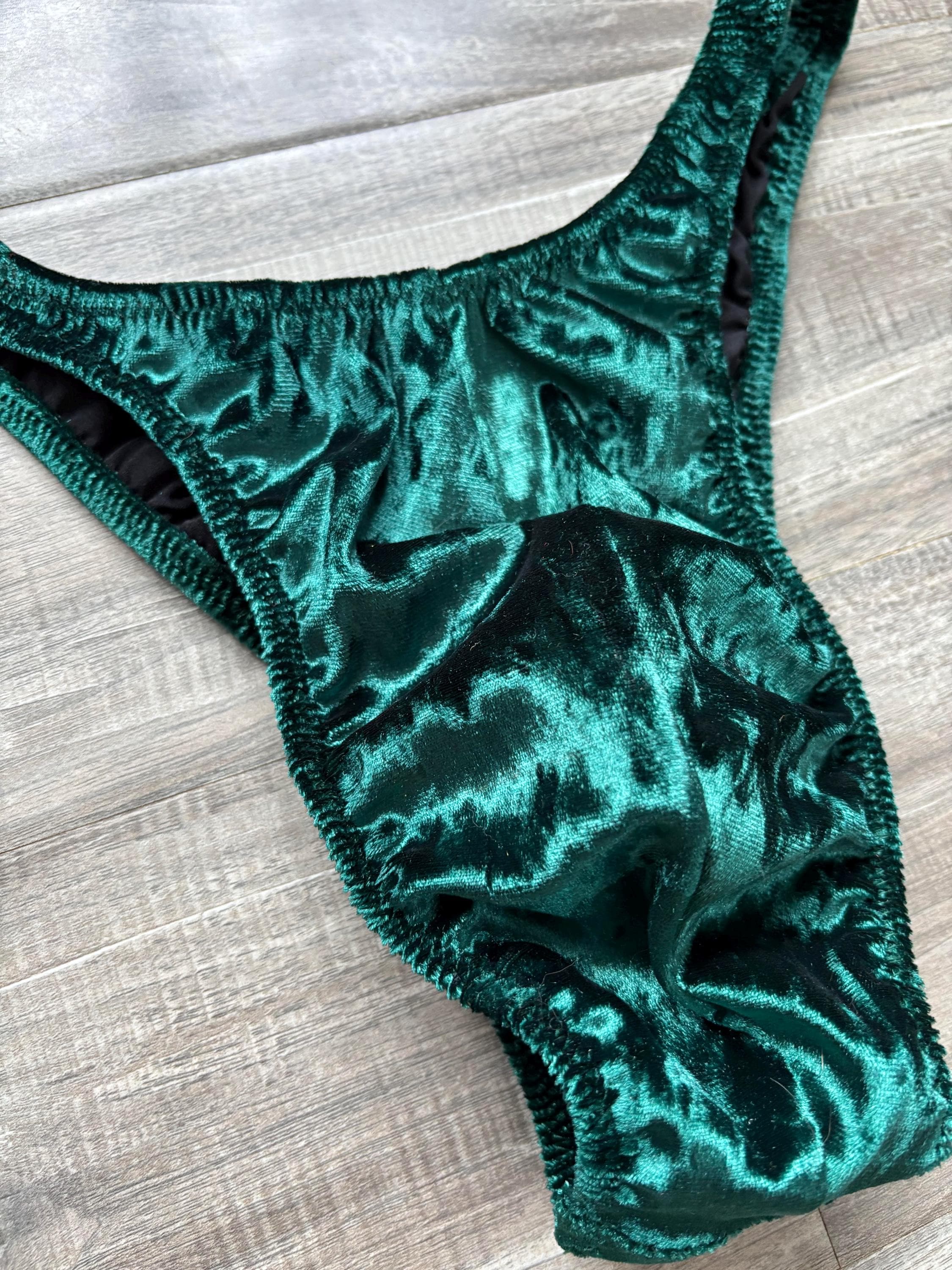 Custom Men's Bodybuilding Competition Trunks - Emerald Green Velvet