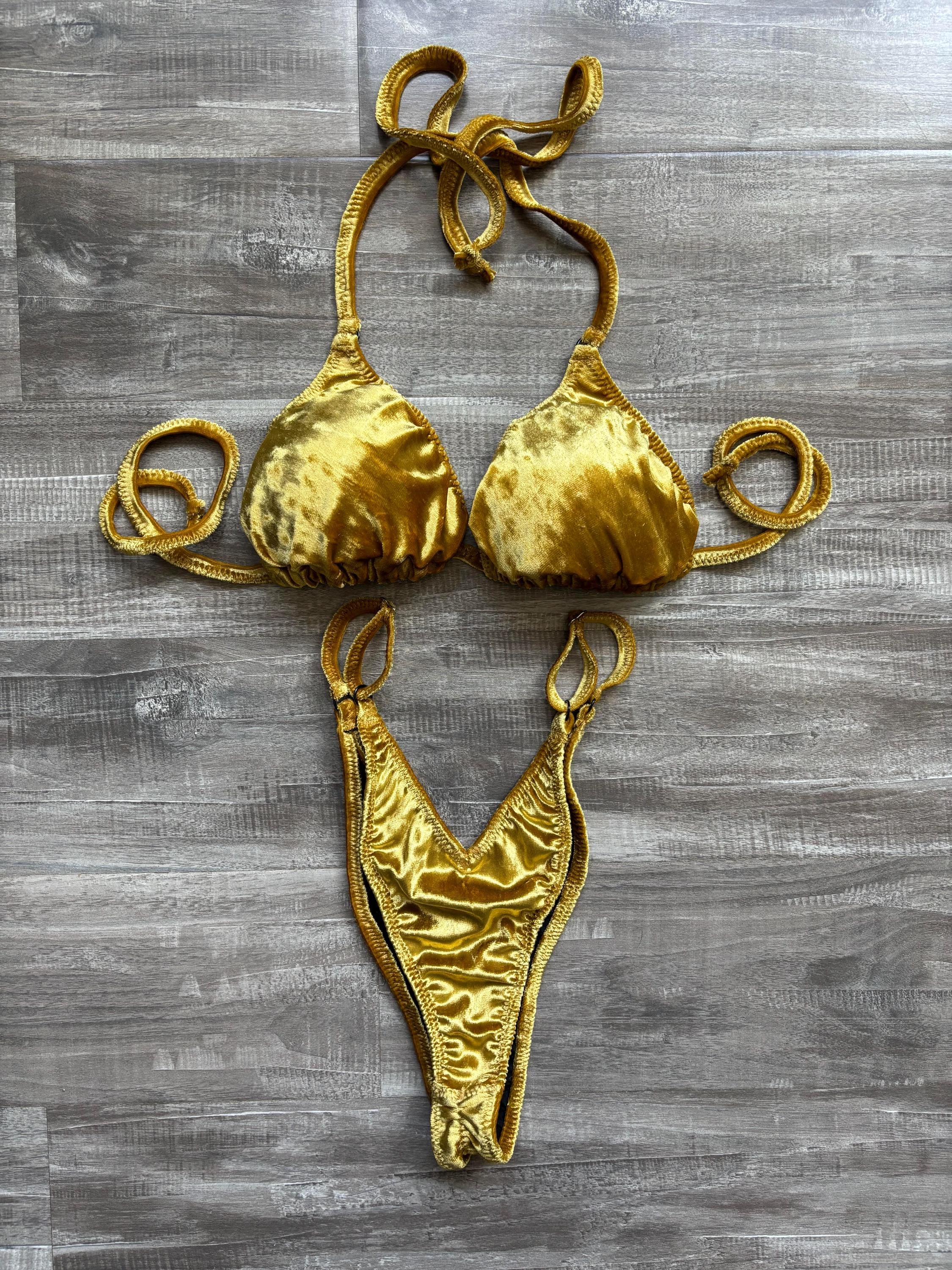 Practice Posing Suit - Gold Velvet