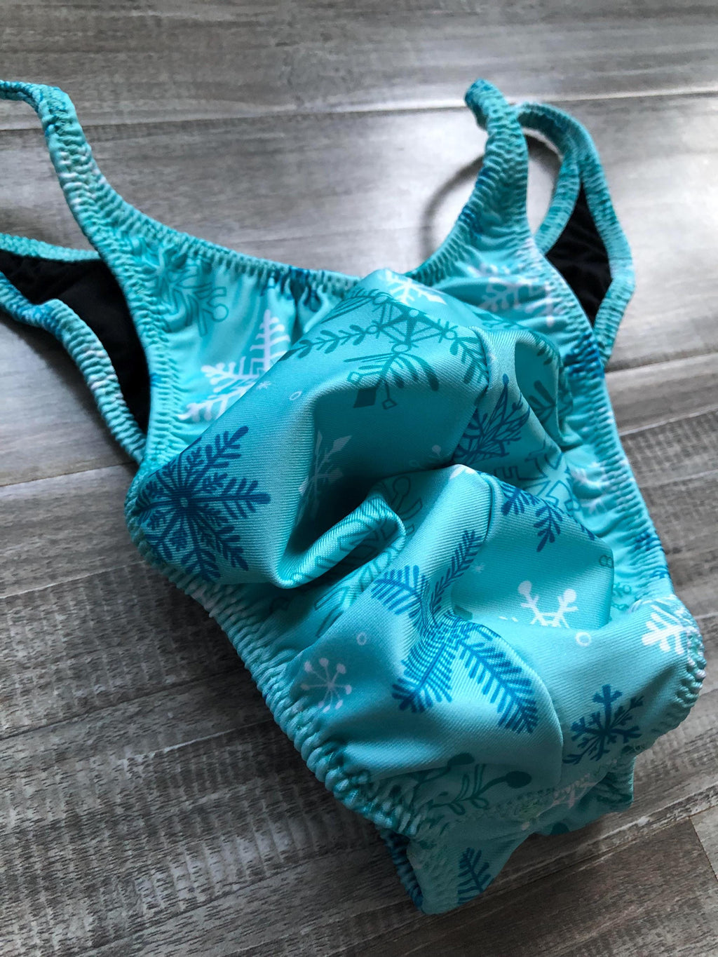 Custom Men's Bodybuilding Competition Trunks - Snowflakes