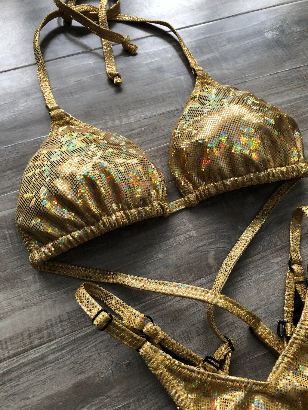 Practice Posing Suit - Gold