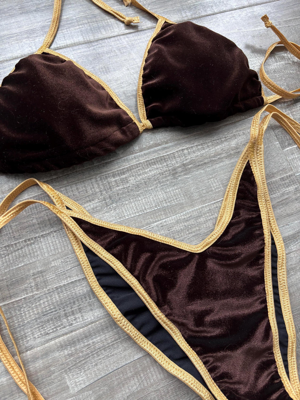 Practice Posing Suit - Chocolate Velvet