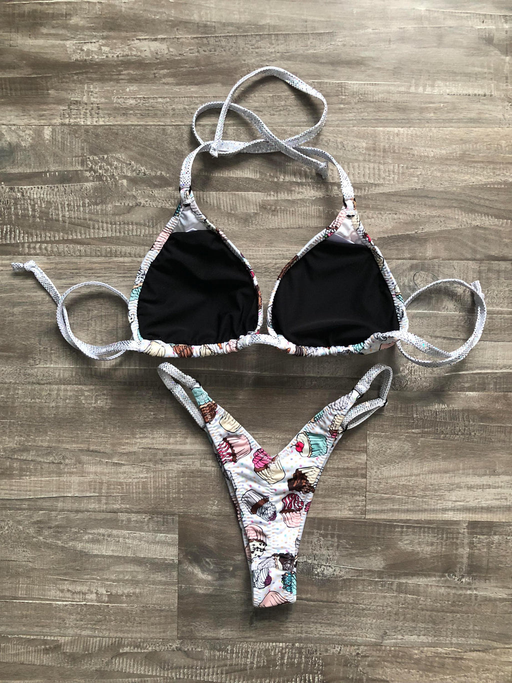 Practice Posing Suit - Cupcakes