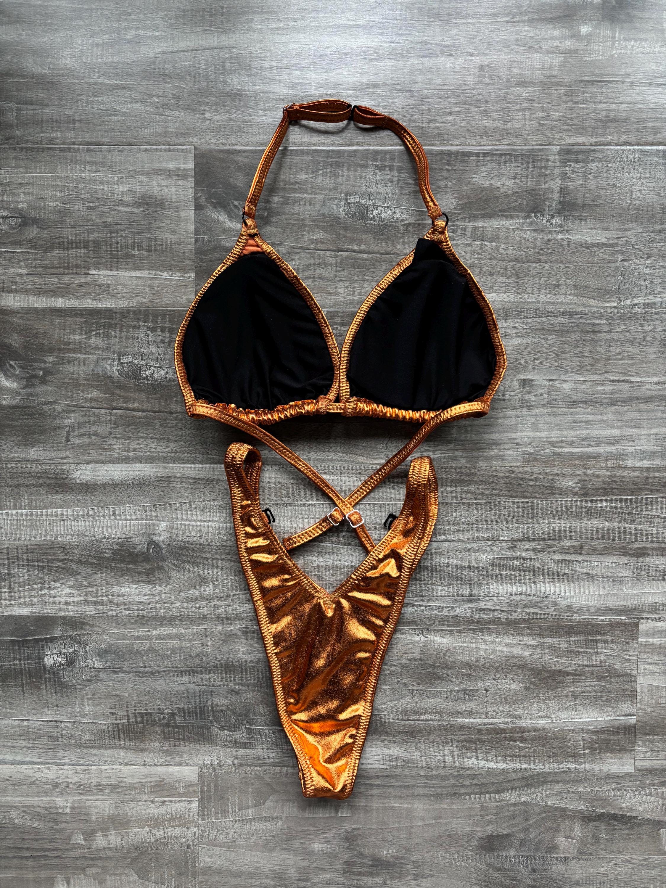 Practice Posing Suit - Slick Gold