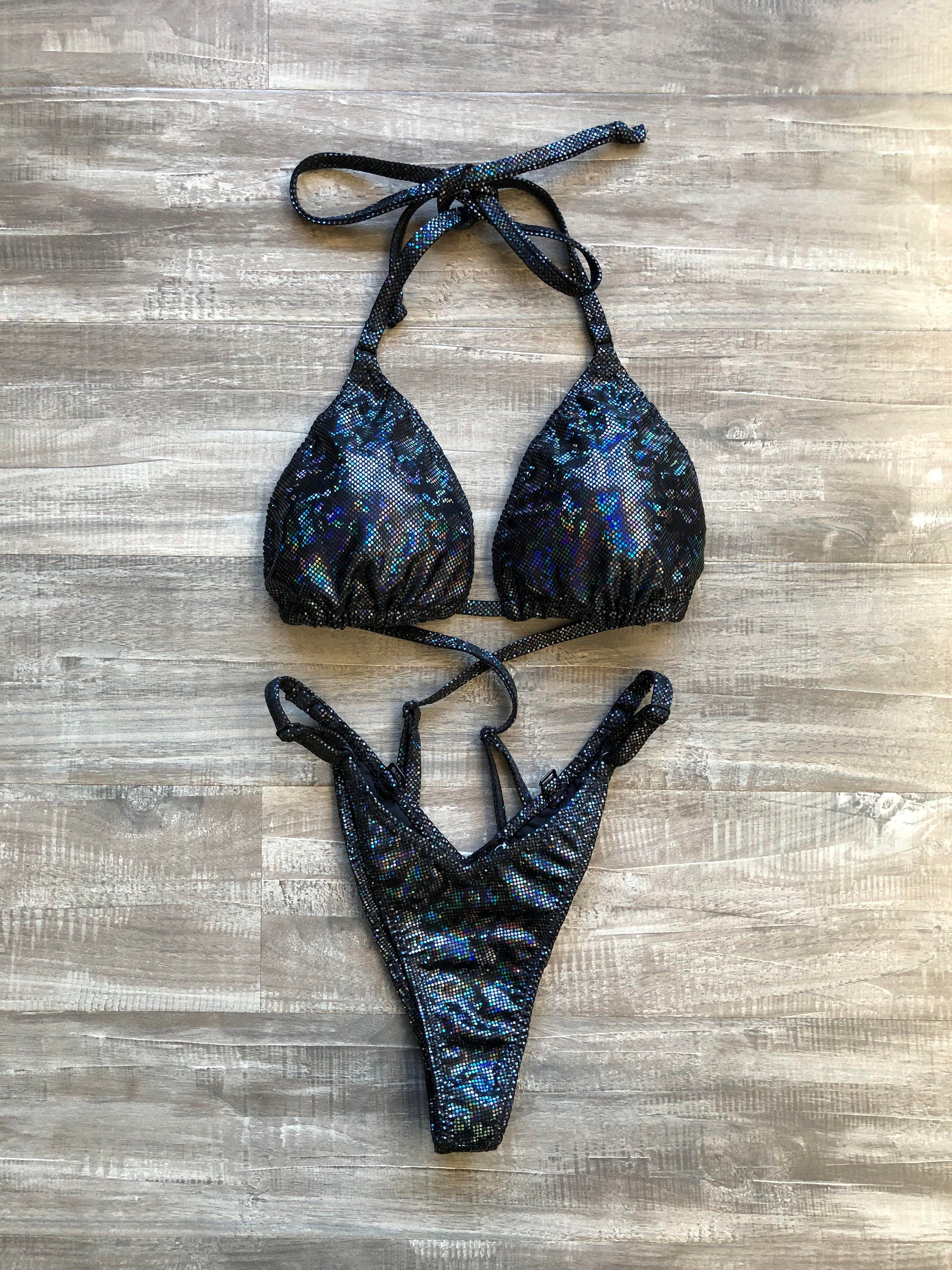 Practice Posing Suit - Black Hologram